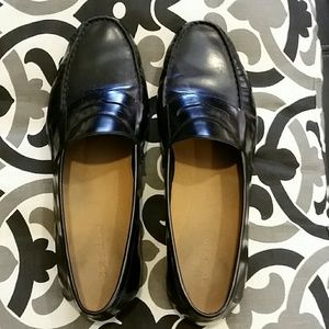 Men's penny loafer dress shoe